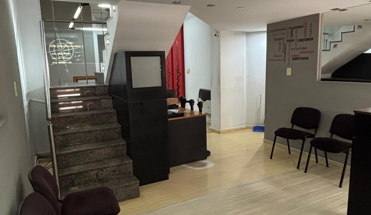 WhatsApp Image 2025-10-17 at 16.40.59