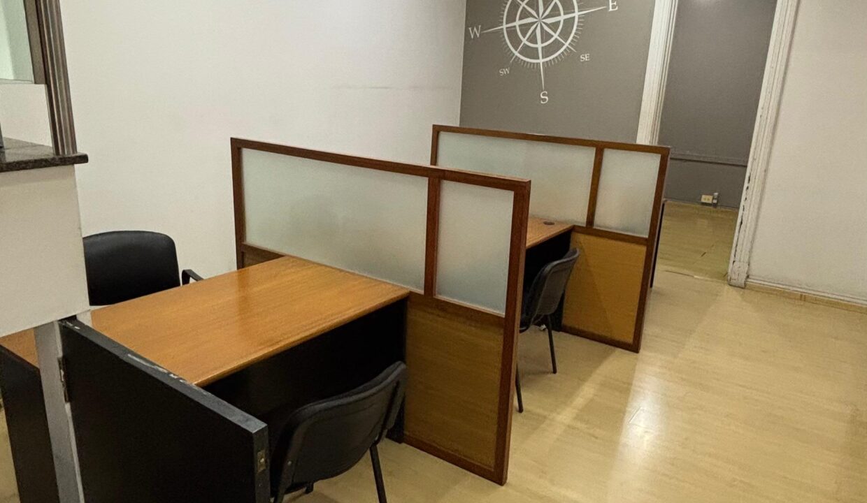 WhatsApp Image 2025-10-17 at 16.41.00 (3)