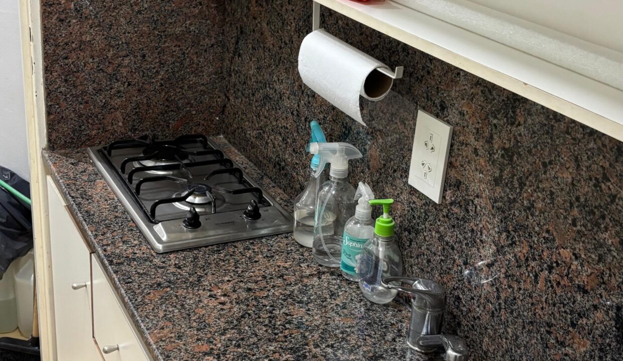 WhatsApp Image 2025-10-17 at 16.41.01