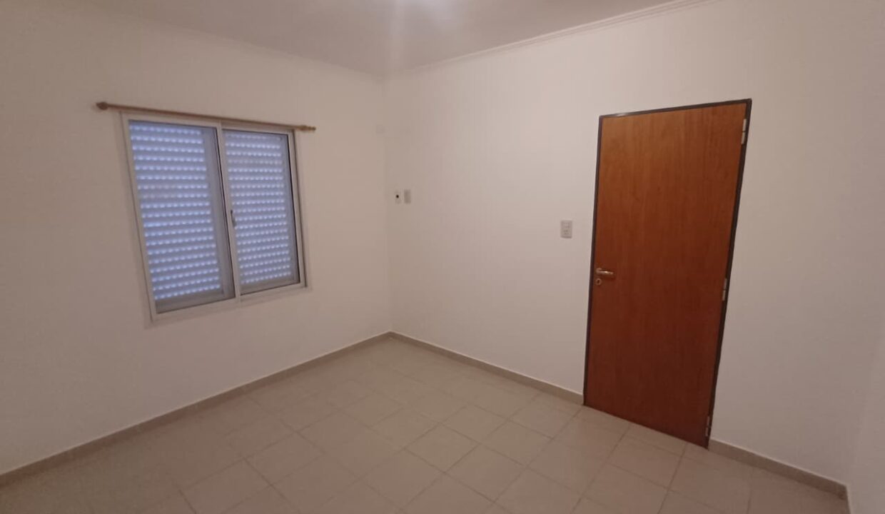 WhatsApp Image 2026-04-27 at 09.49.36