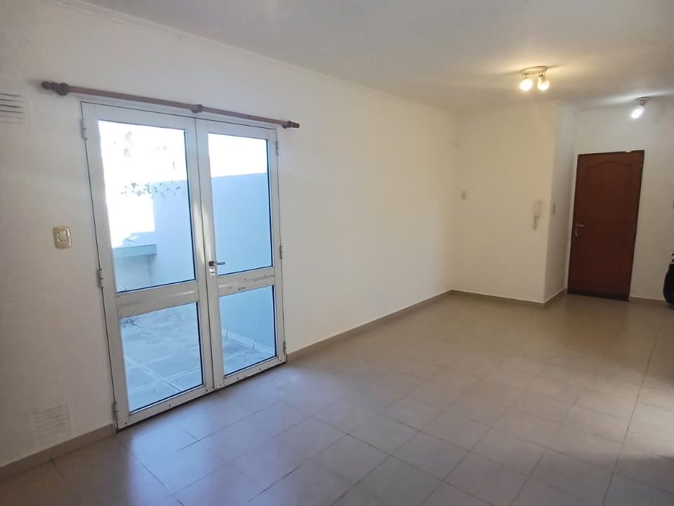 WhatsApp Image 2026-04-27 at 09.49.41