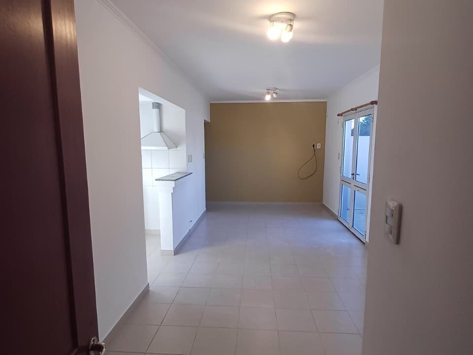 WhatsApp Image 2026-04-27 at 09.49.43