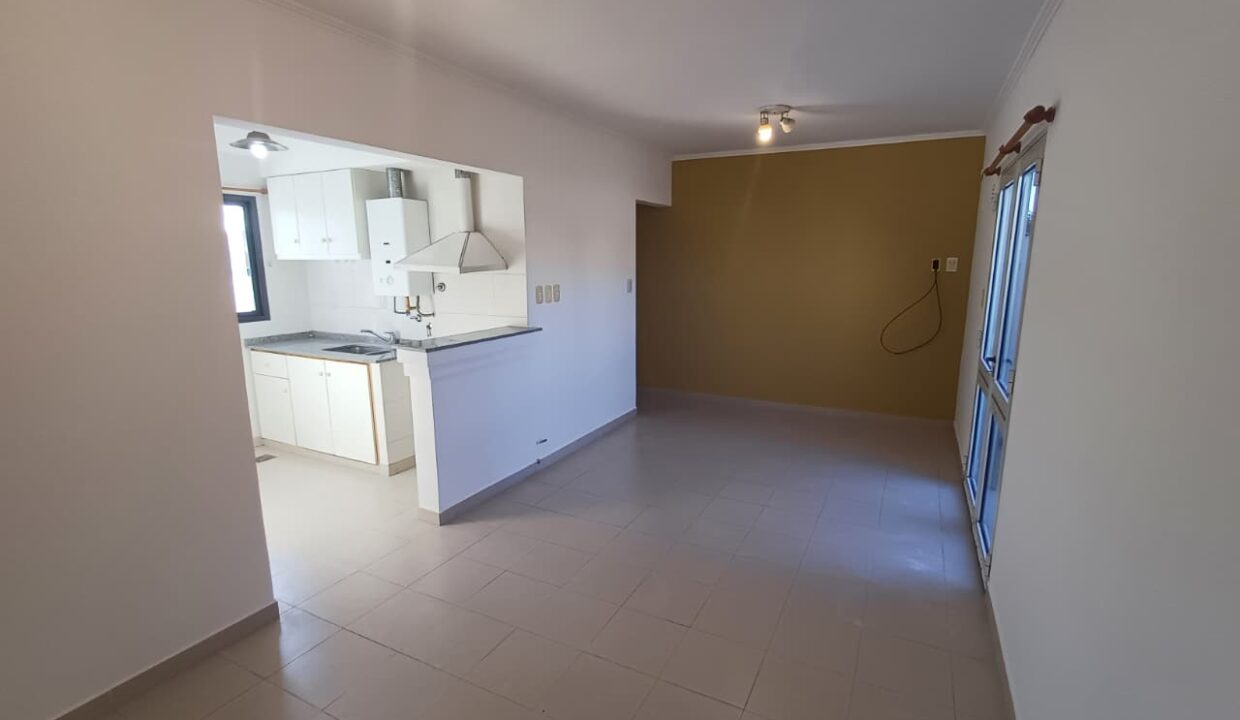 WhatsApp Image 2026-04-27 at 09.49.44